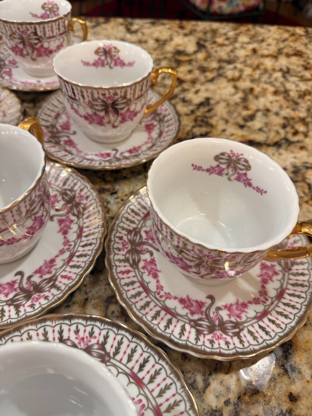 Vintage 1940s Imperial Porcelain Tea Set - 24K Gold Trim - Pink Floral Set of 6 - Picture 5 of 10